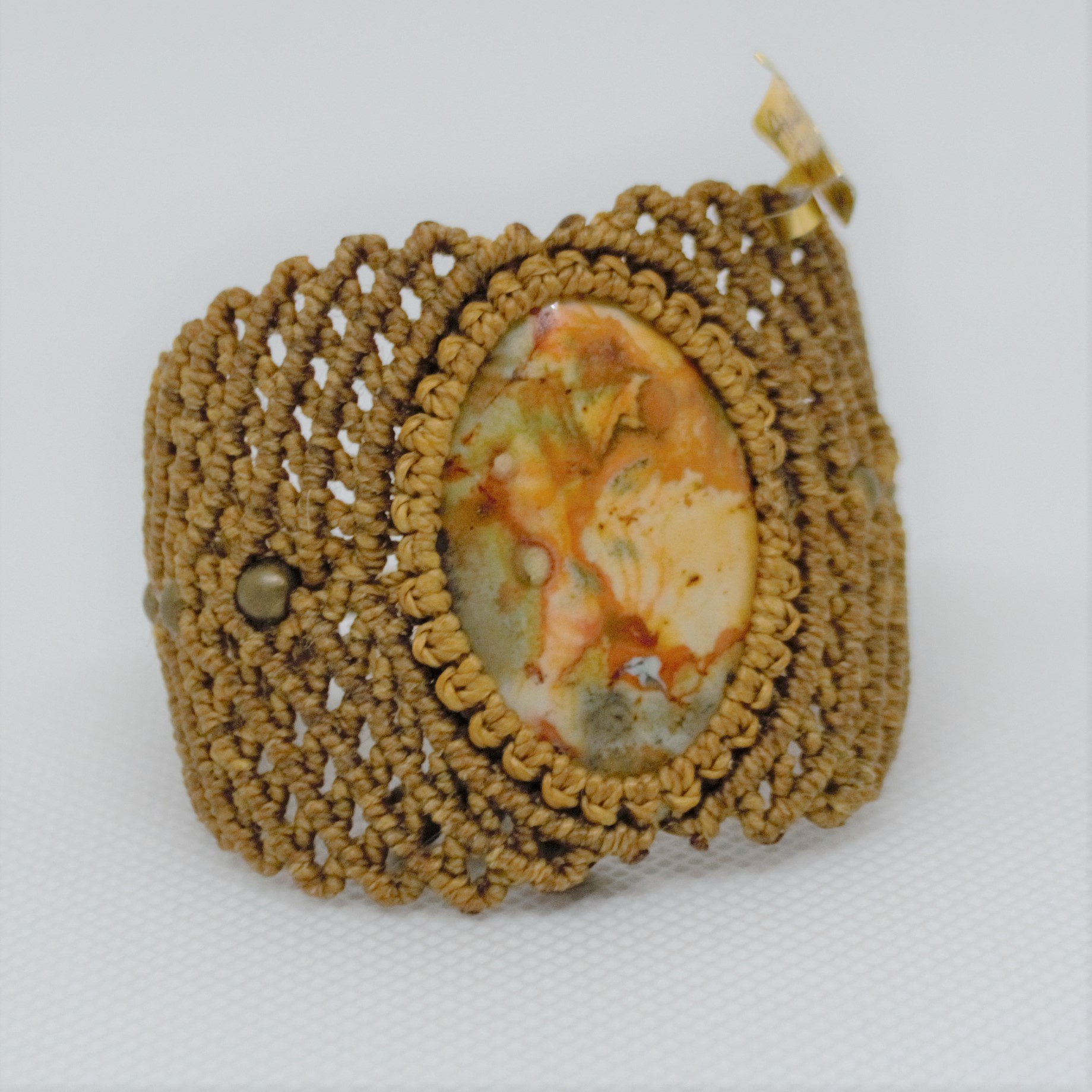 Crisscross cuff with picture jasper