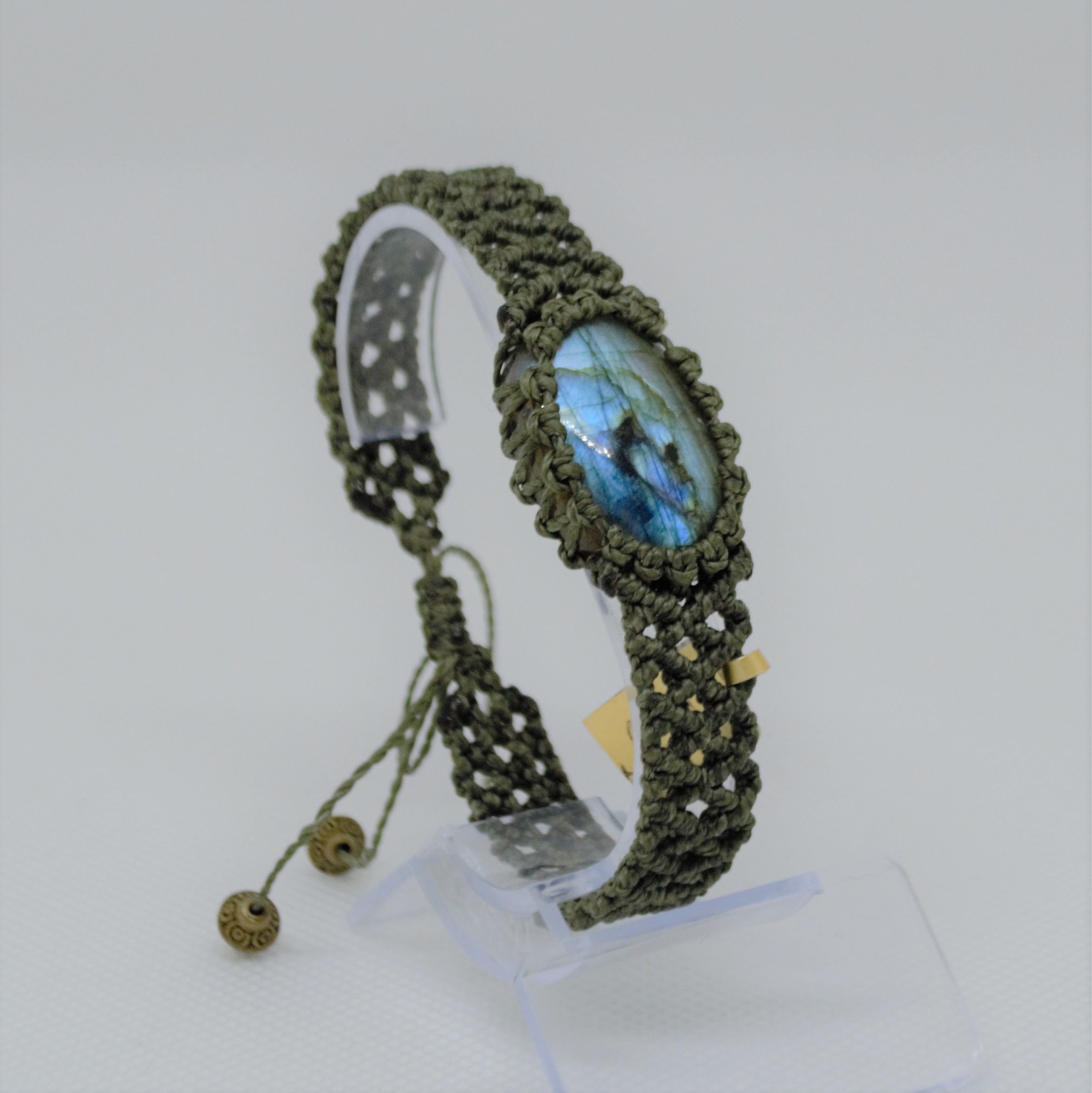 Crisscross cuff with labradorite